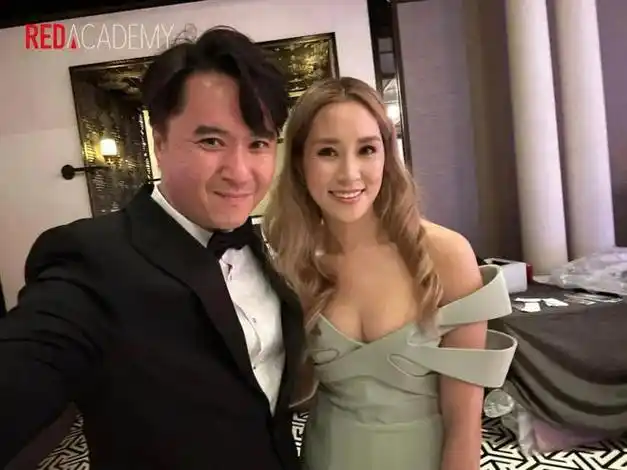 徐子淇阔太聚会站c位李嘉欣又镶边千亿豪门媳妇进化史