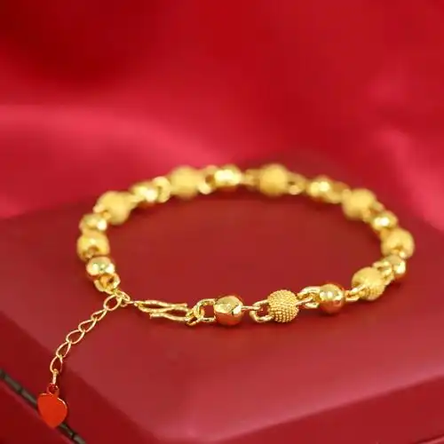 金色佛珠很有气质,搭配衣服很百搭.手链 - 抖音