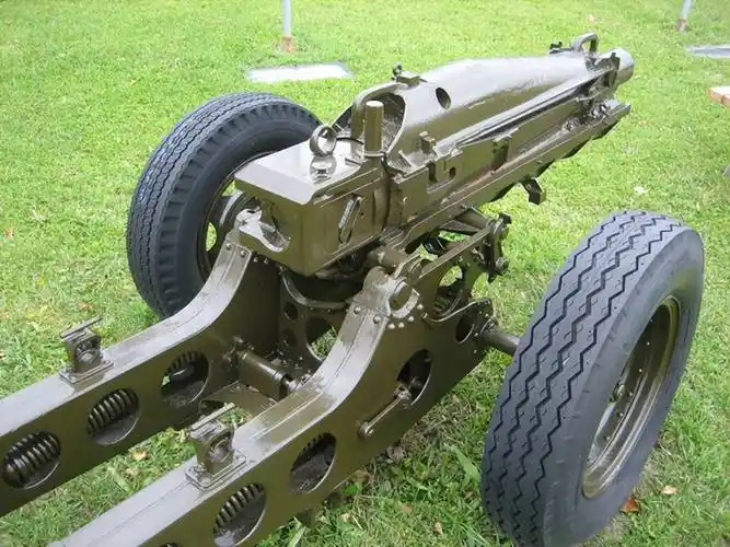 原创武器也有大器晚成的研制成功13年才量产的m1榴弹炮