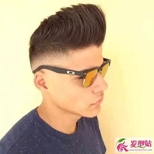 欧美男士发型两边铲大全最酷的两边铲掉的中间留长发型