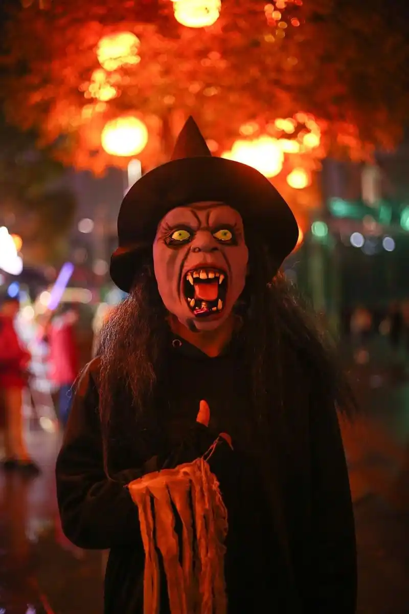 实拍:揭秘欢乐谷万圣节专场10大鬼屋!恐怖再次升级,心脏不好者勿入!