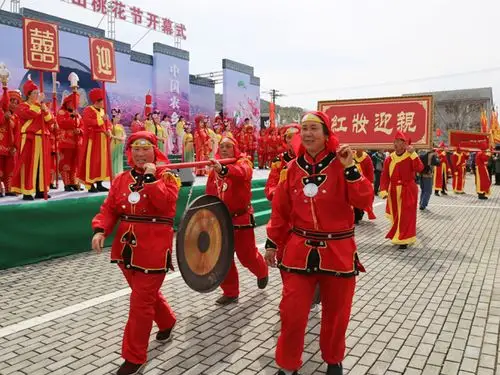 宁海县胡陈乡胡东村文化礼堂 十里红妆演艺队