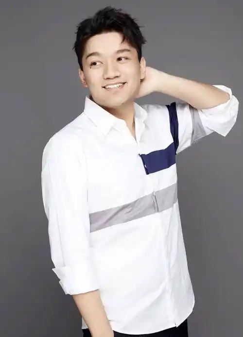 从当红童星到泯然众人,尤浩然的问题不是"长残了"那么简单_杨紫_形象