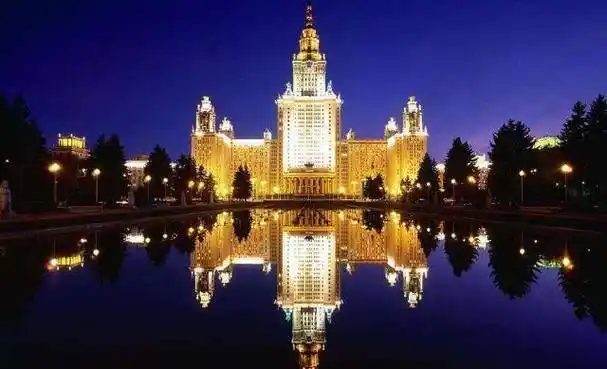 俄罗斯还能重新回到当年苏联的辉煌么?俄罗斯任重道远