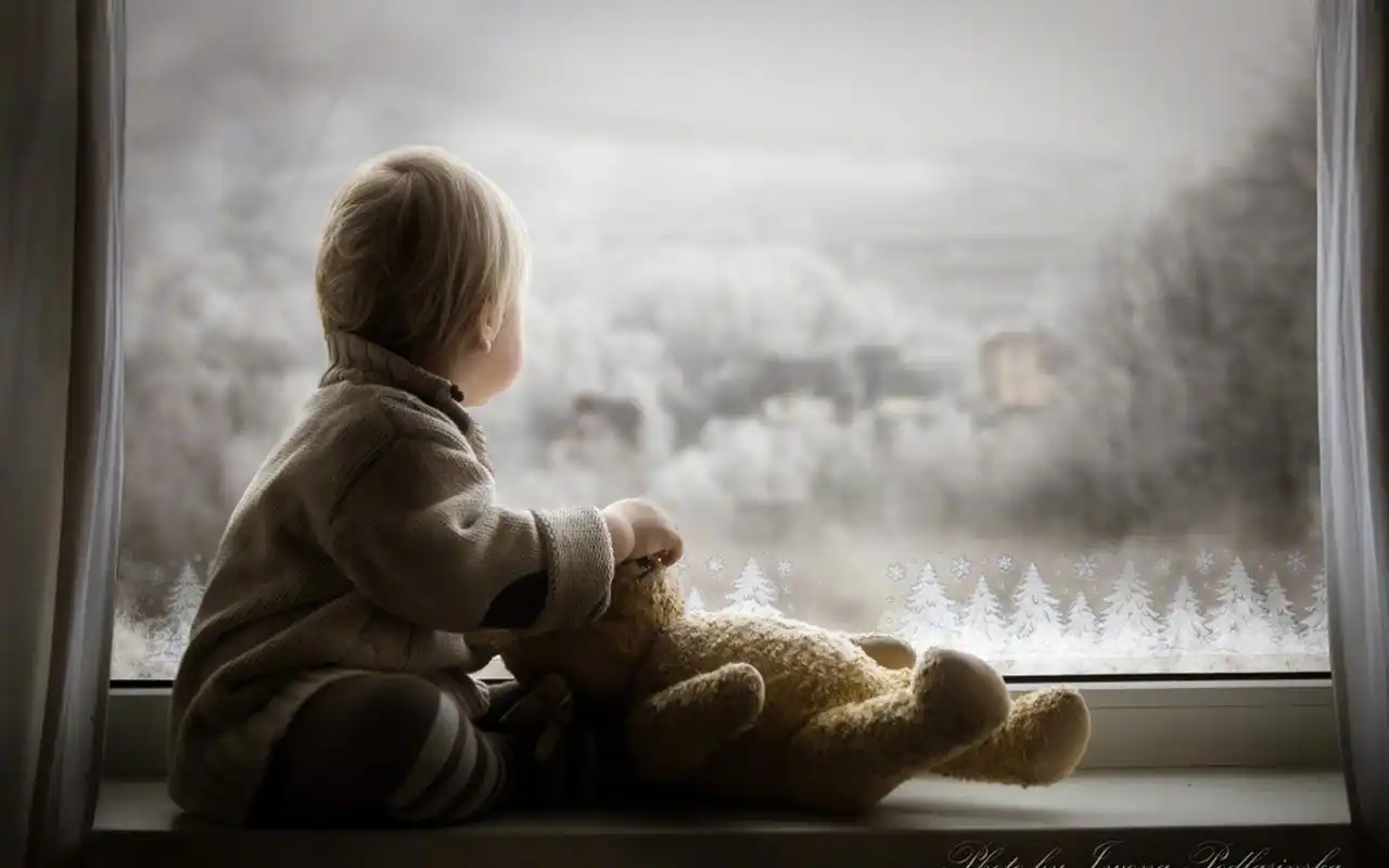 国外可爱萌娃高清图片桌面壁纸