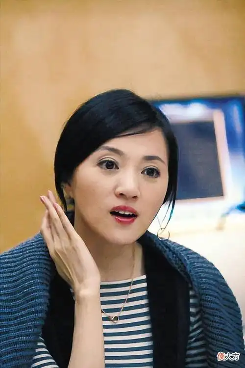 金玉婷:曾5次上春晚,却因流言生病销声匿迹,如今49岁感情成谜?