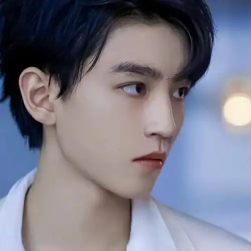 论明星的下颚线我只服这几位朱一龙李现棱角分明肖战太精致