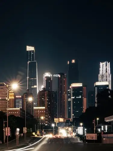 夜幕下的南宁华润万象城