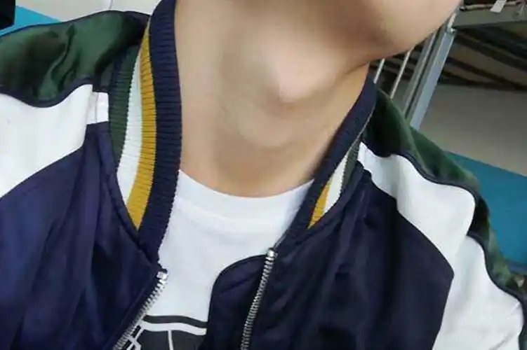 为什么男生的喉结不能摸?