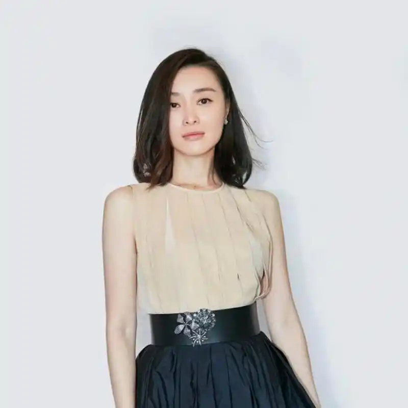 一天,海清来找吴越:"有个好本子你可以试试,但是角色人设不太好,矢鲻