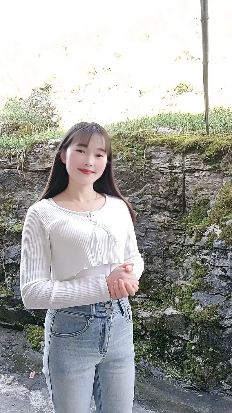 我只是个普通的女孩子 个子不高 没有出众的长相 没有富裕的家 - 抖音