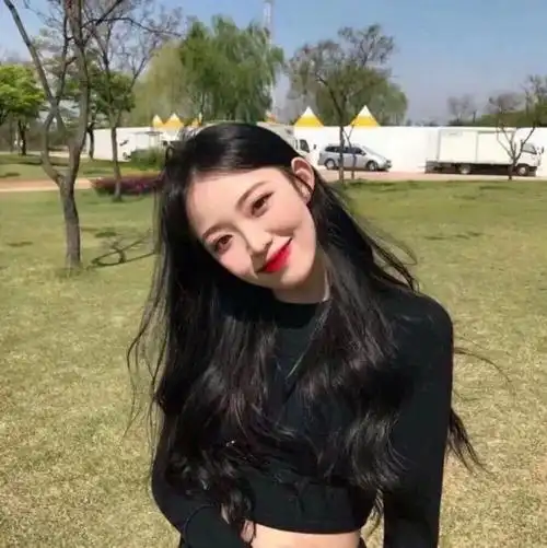 头像女生如果多一张船票你会不会跟我一起走