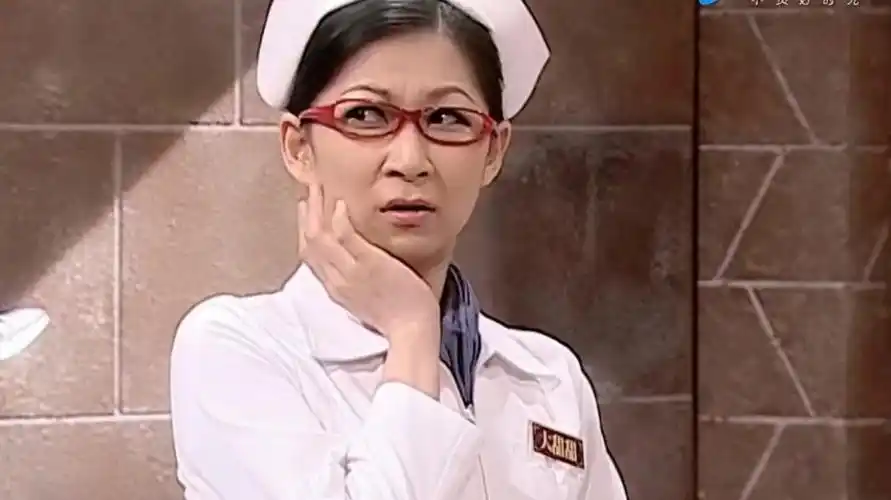 祈望胖女孩要穿裙子参加活动亲爸漂亮衣服有可她合适穿吗