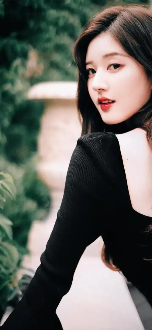 保存好看的手机锁屏壁纸