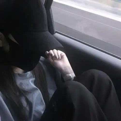 00后女生头像青春可爱 不羡慕谁不嘲笑谁