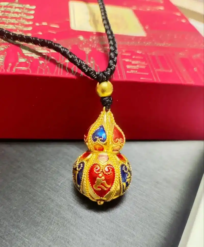 葫芦吊坠.绝美国潮复古风的葫芦吊坠 招财纳福 吉祥如意 并有 - 抖音