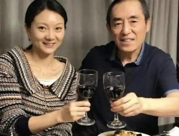 张艺谋妻子不应该发这样的文,挨骂都是轻的,就别给老谋子添乱了