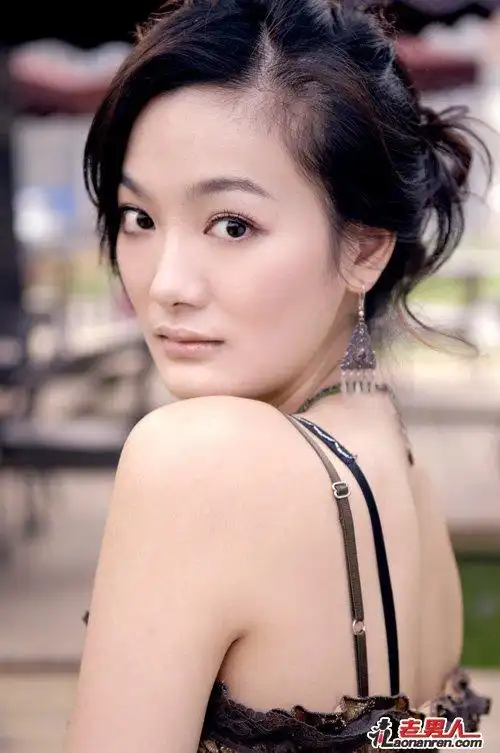 方柏霓,原名:方芳,青年演员.