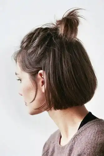 黎贝卡:五款清爽时髦的发型,手残党也能3分钟完成|丸子|优雅|元气