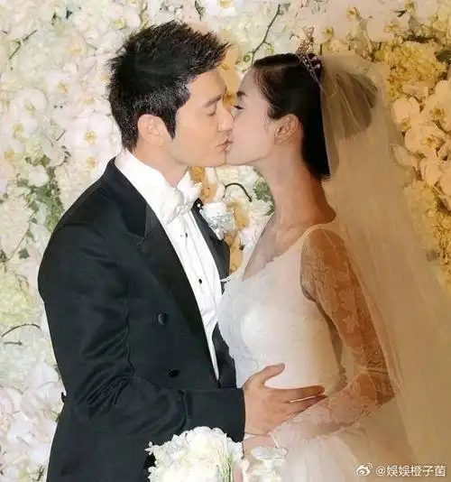 其中一项问题涉及到了黄晓明和杨颖(angelababy)的离婚