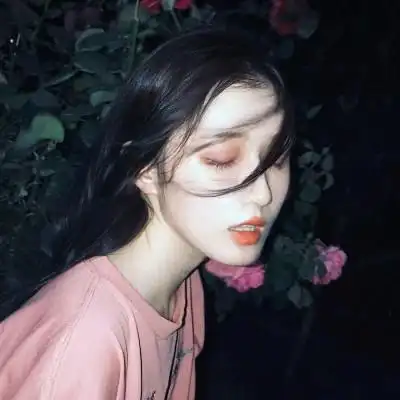 2023最火女生头像霸气