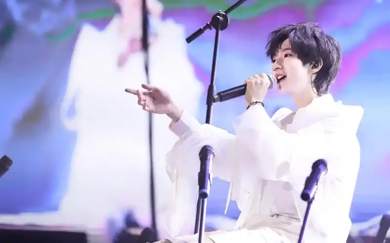 贺峻霖《蜂鸟》心动百秒