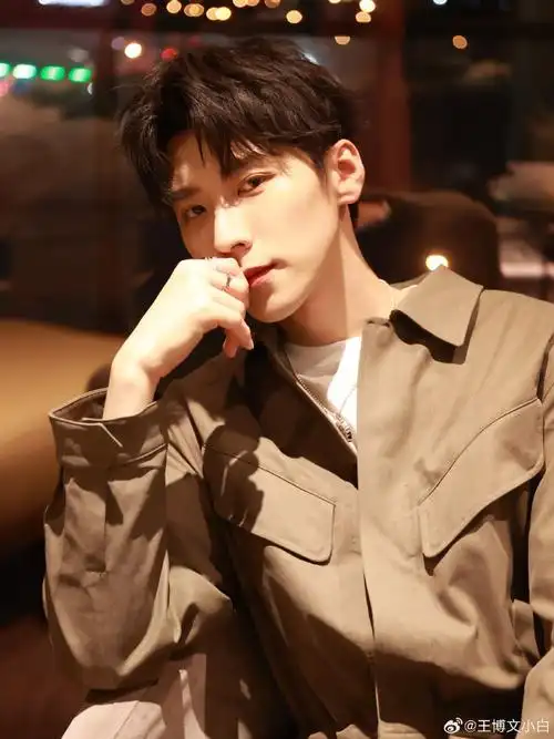 0229时光邮局##王博文的记事本#  特殊的日子值得纪念,今天不发微博