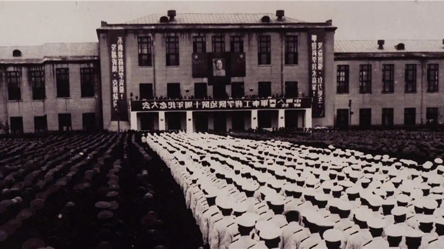 中国人民解放军军事工程学院拆分成哪些大学?