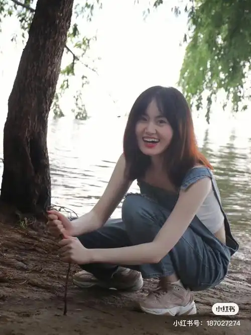 给同一个人拍了四次照片是否有进步