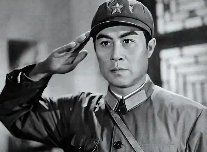 而且王心刚还不是空有一副好皮囊,他的演技也非常的强大,在第一次拍