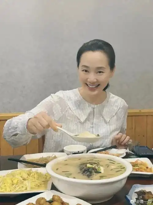 西华,林依轮老婆.