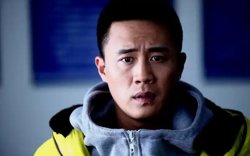 杜淳桌面壁纸之北京青年男主角二