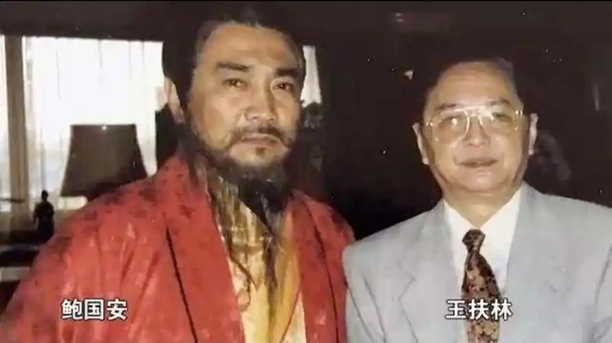 老戏骨鲍国安:与患难妻子爱一生,杨钰莹不是我的儿媳