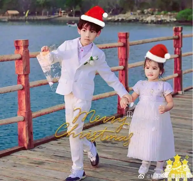 杨雨辰要失宠?杨烁带女儿录制《爸爸6》,聪明可爱2岁半就会背诗