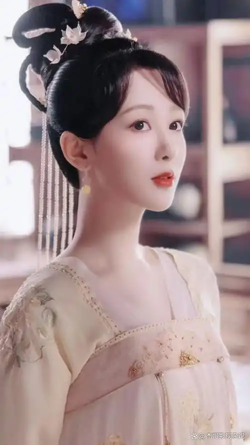 杨紫承欢记或将6月13日开机将上演姐弟恋女大三抱金砖