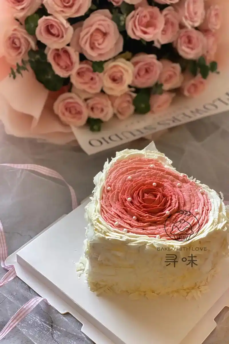 心型玫瑰蛋糕.深爱如长风,把我吹向你,穿过大海绕过高山,你在 - 抖音