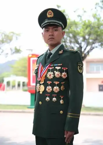 反恐精英炼成记2秒制服陆丰毒枭现实版破冰行动更险