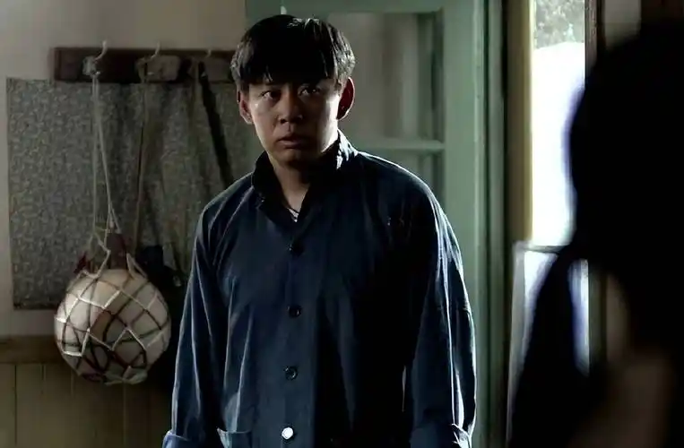 安杰更是表示要兑现她曾经答应卫东照全家福的诺言