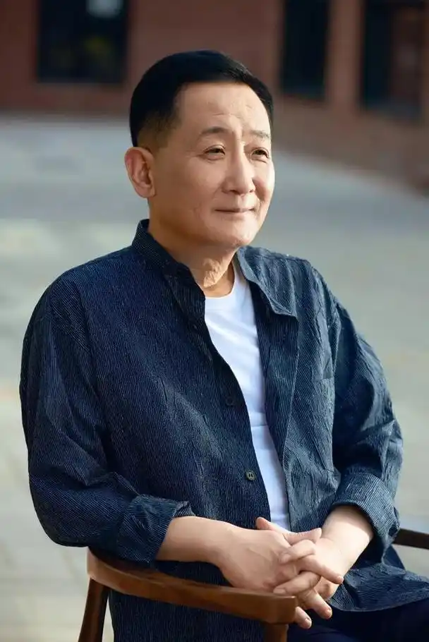 梁天给女星写情书,蔡明没收到,刘晓庆不理睬,只有宋丹丹回复了