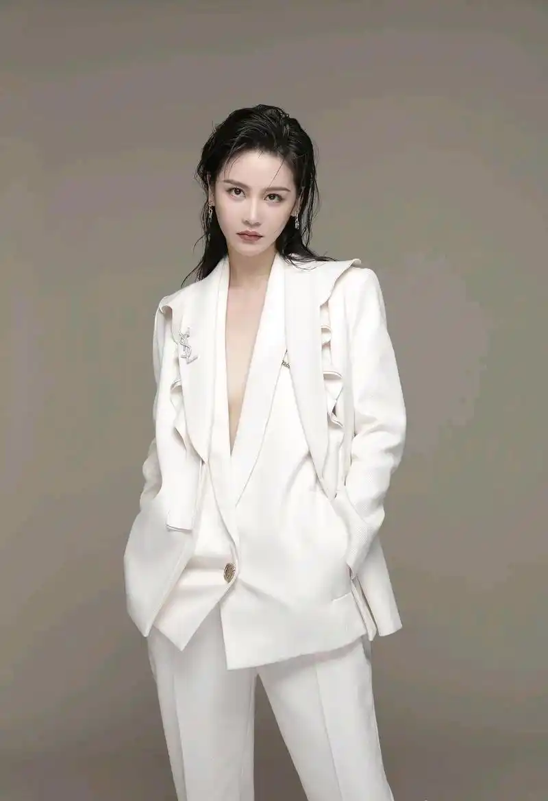 精美图集|邱意浓美图欣赏