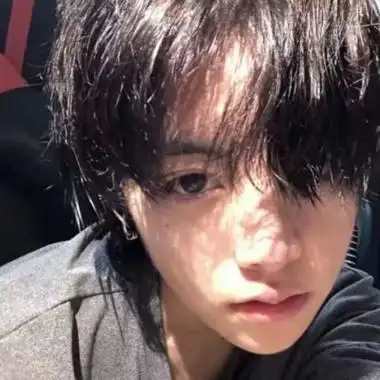 超酷男生头像真人高清图片