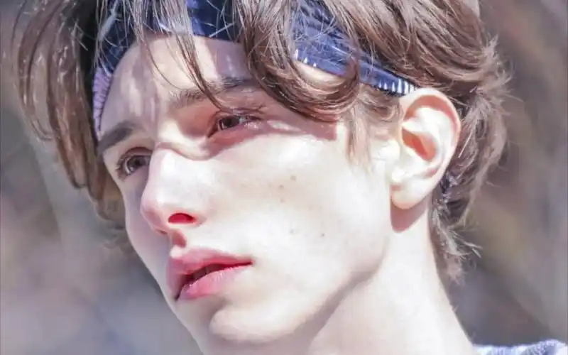 eric warner美籍小仙男,什么叫美貌可以杀人_哔哩哔哩 (゜-゜)つロ