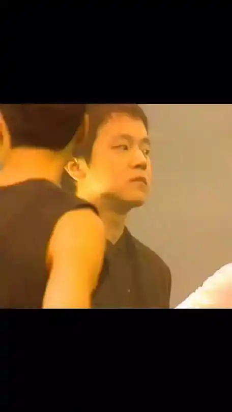 窦唯吹笛子  太帅了