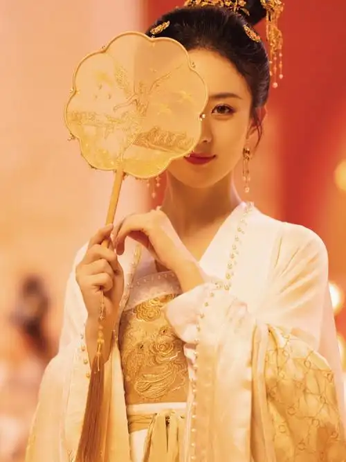 赵丽颖古风暖色写真_高清图集_新浪网