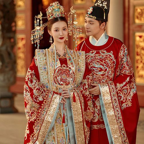 出租宋制汉服新娘结婚凤冠霞帔中式婚礼中国风情侣装重工嫁衣租赁