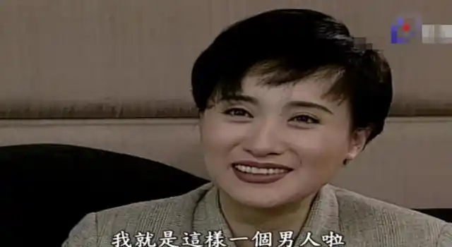 竹联帮第一任帮主陈启礼年轻时很强悍在父母眼里我永远是小孩