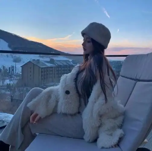 御姐高冷女生头像