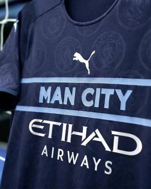 曼彻斯特城202122赛季第二客场球衣
