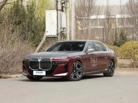 宝马7系 2023款 740li 尊享型 m运动套装车身外观_大众_汽车图片_汽车