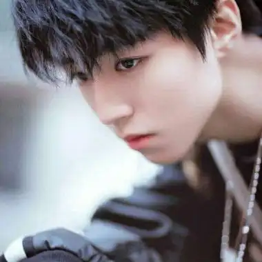 王俊凯的qq头像图片大全